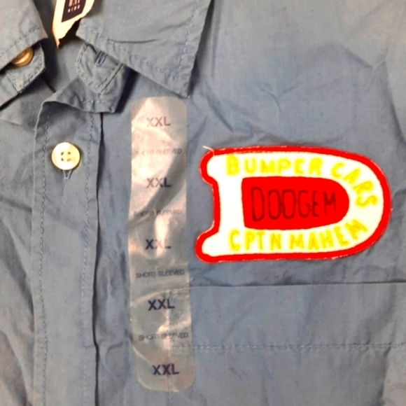 NWT Gap Kids Button‎ Down Bumper Car Captain Patch Shirt Grayish Blue XXL Boys - Picture 2 of 7